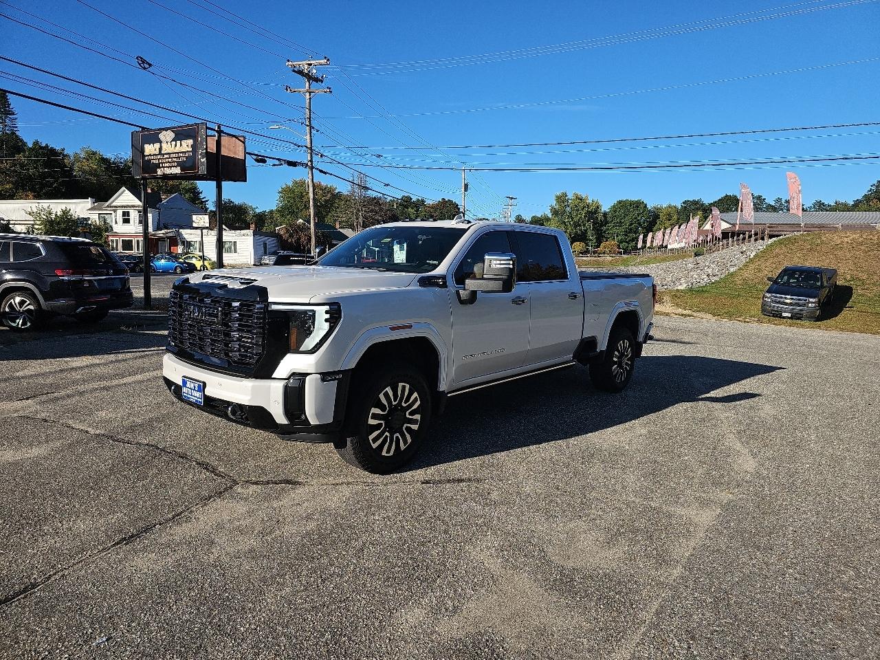 GMC Sierra 2500HD Denali Ultimate Crew Cab 4WD 2025