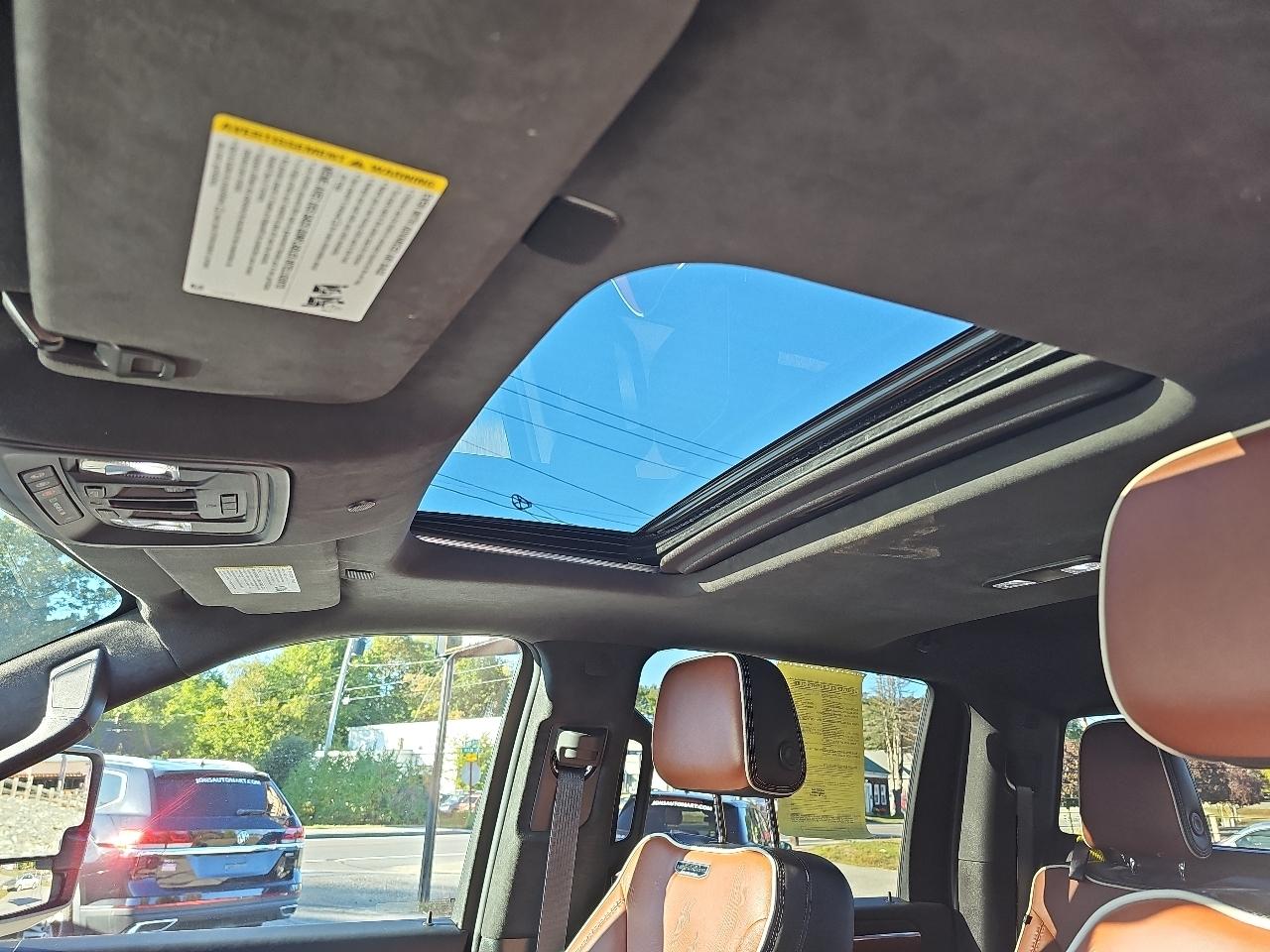 GMC Sierra 2500HD Denali Ultimate Crew Cab 4WD 2025