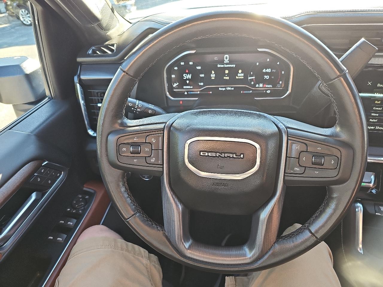 GMC Sierra 2500HD Denali Ultimate Crew Cab 4WD 2025