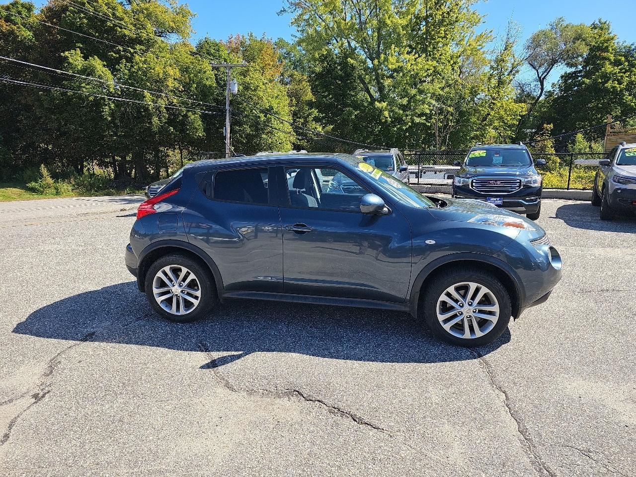 Nissan Juke S AWD 2014