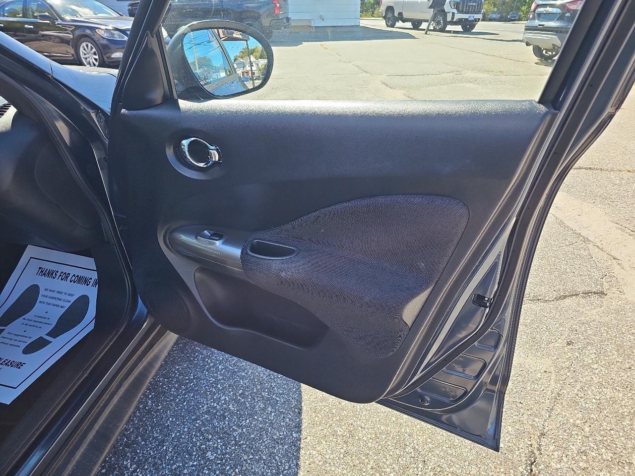 Nissan Juke S AWD 2014