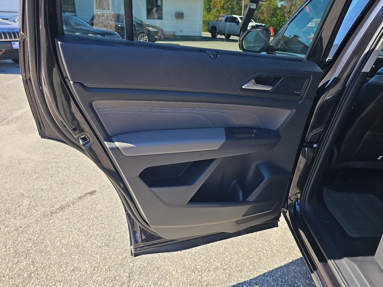 Volkswagen Atlas SEL Premium 4MOTION 2021