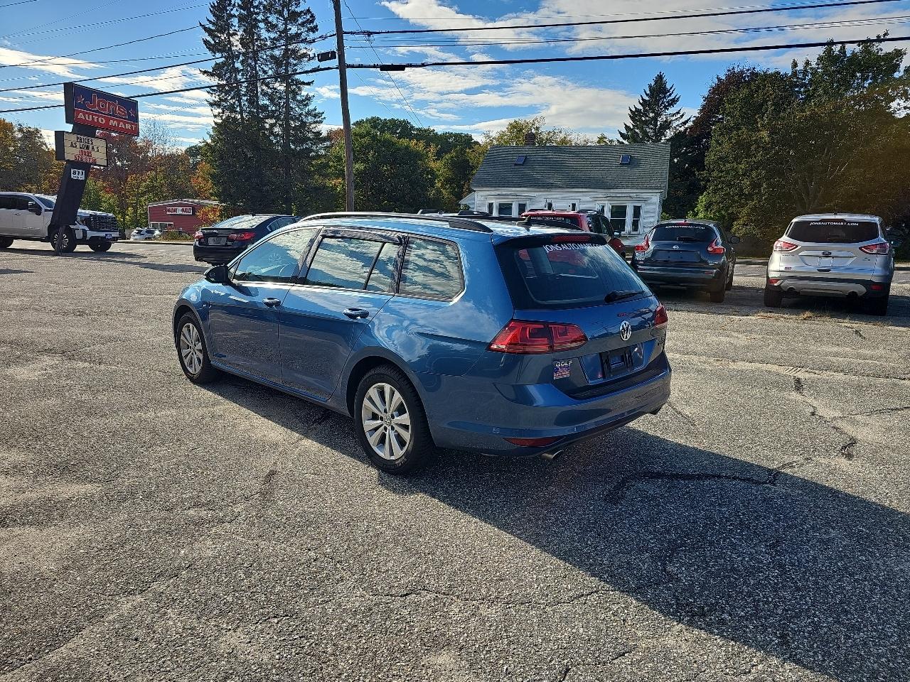 Volkswagen Golf SportWagen TSI S 4Motion 6A 2017