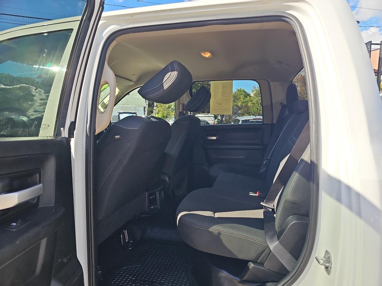 RAM 2500 Tradesman Crew Cab LWB 4WD 2019