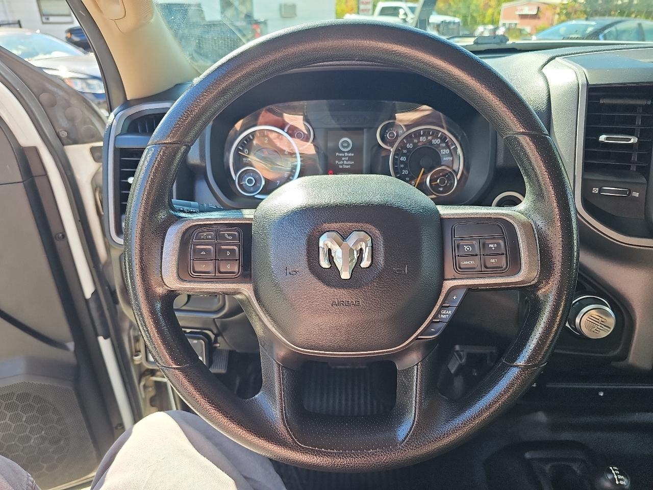 RAM 2500 Tradesman Crew Cab LWB 4WD 2019