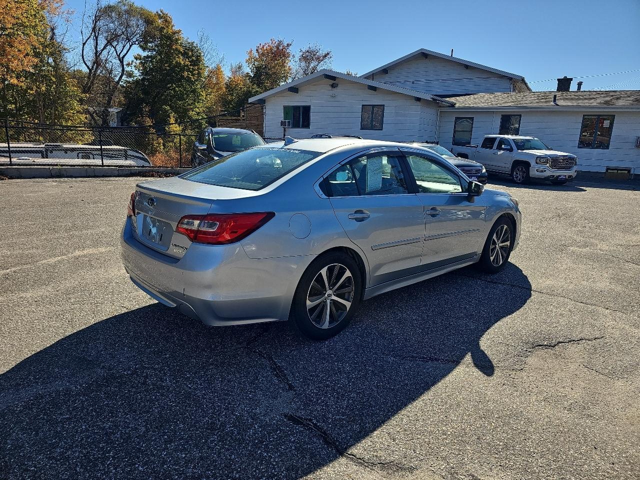 Subaru Legacy 2.5i Limited 2017