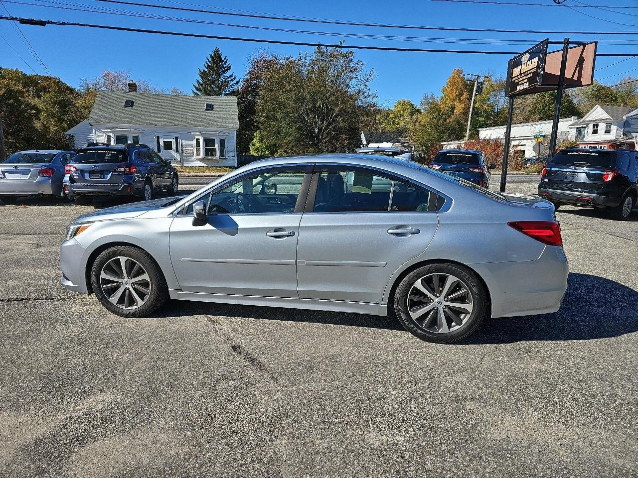 Subaru Legacy 2.5i Limited 2017