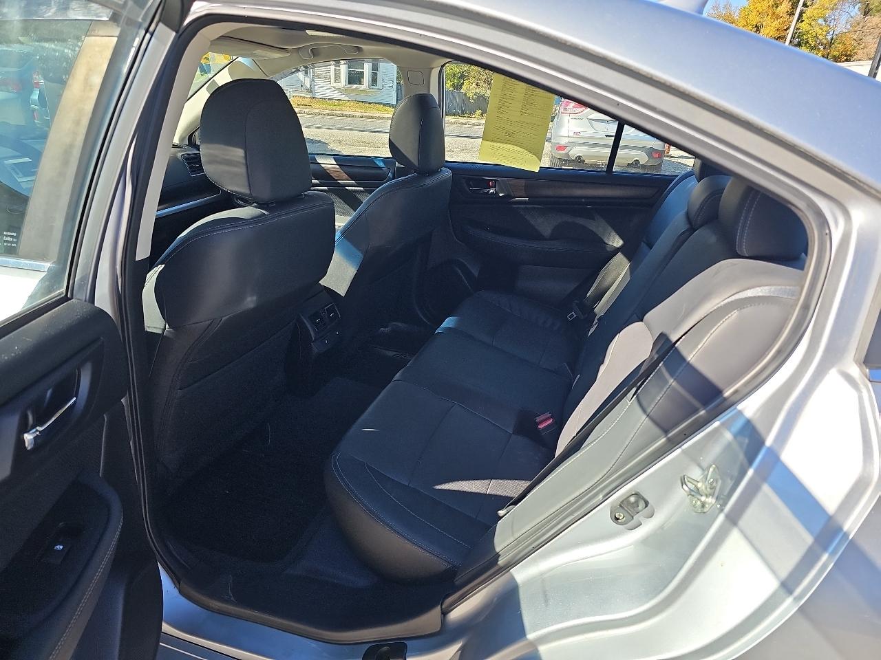 Subaru Legacy 2.5i Limited 2017