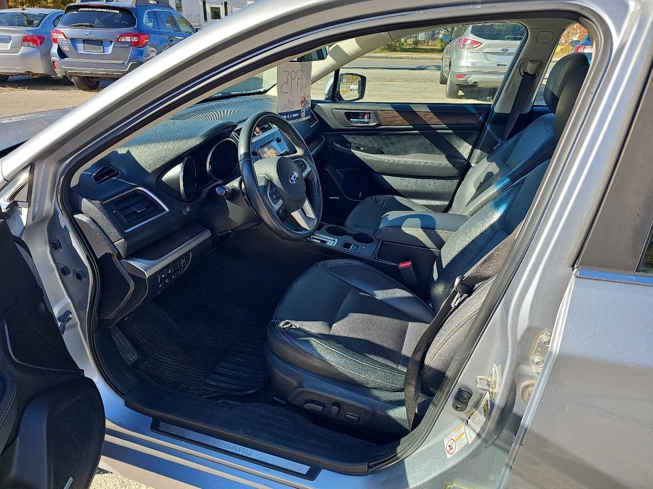 Subaru Legacy 2.5i Limited 2017