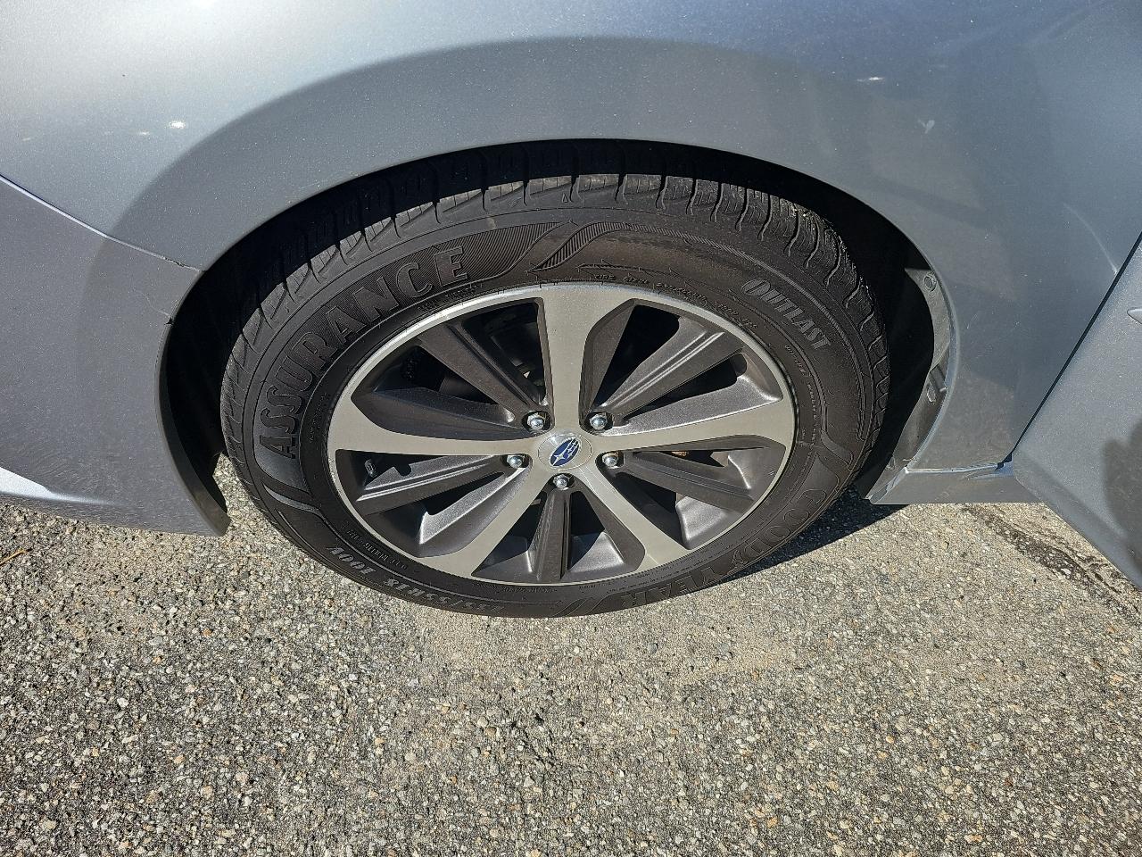 Subaru Legacy 2.5i Limited 2017