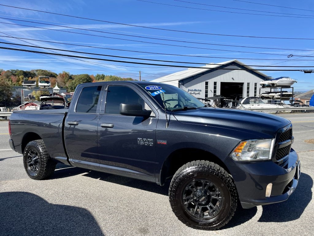 RAM 1500 Tradesman Quad Cab 4WD 2018