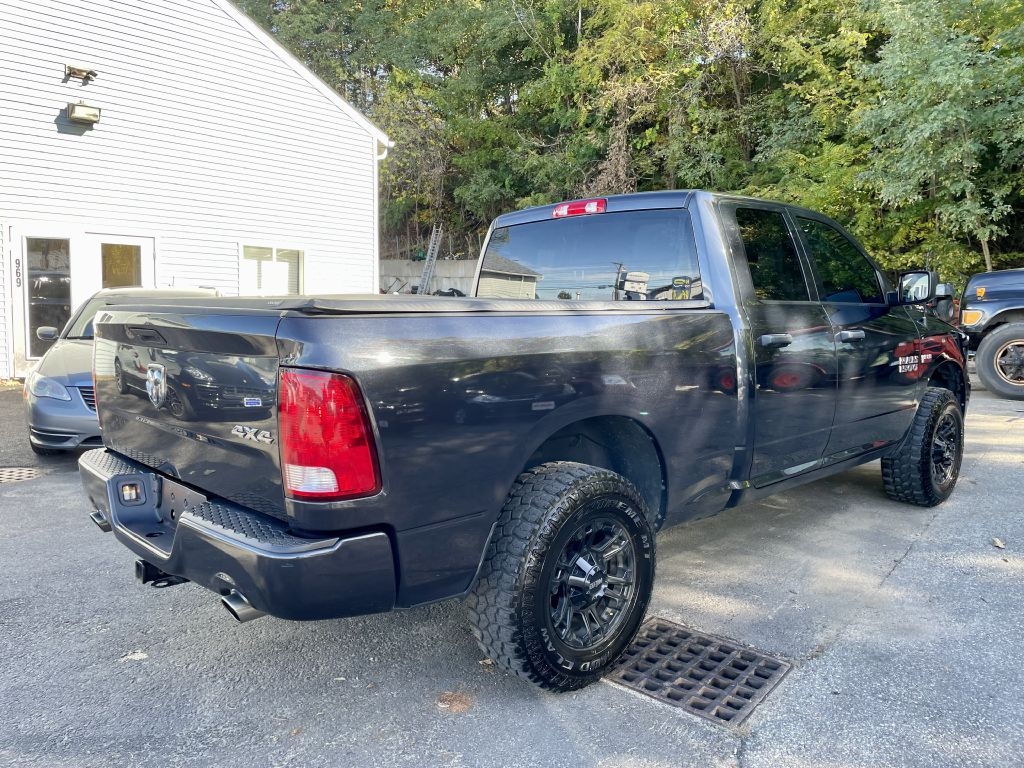 RAM 1500 Tradesman Quad Cab 4WD 2018
