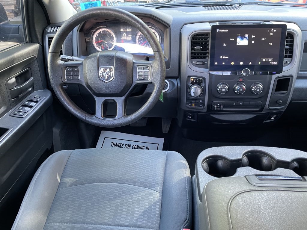 RAM 1500 Tradesman Quad Cab 4WD 2018
