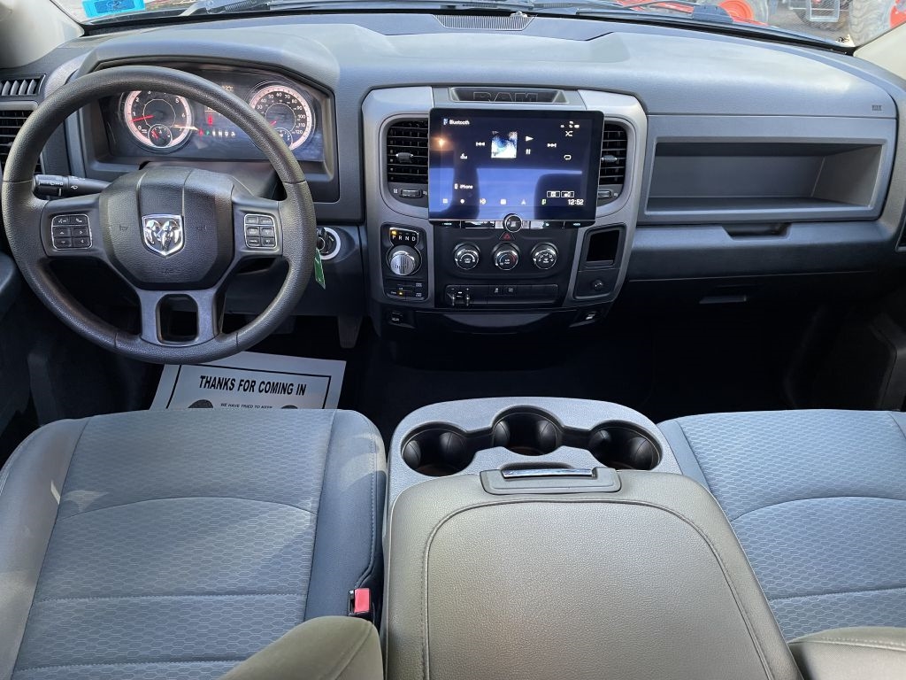 RAM 1500 Tradesman Quad Cab 4WD 2018