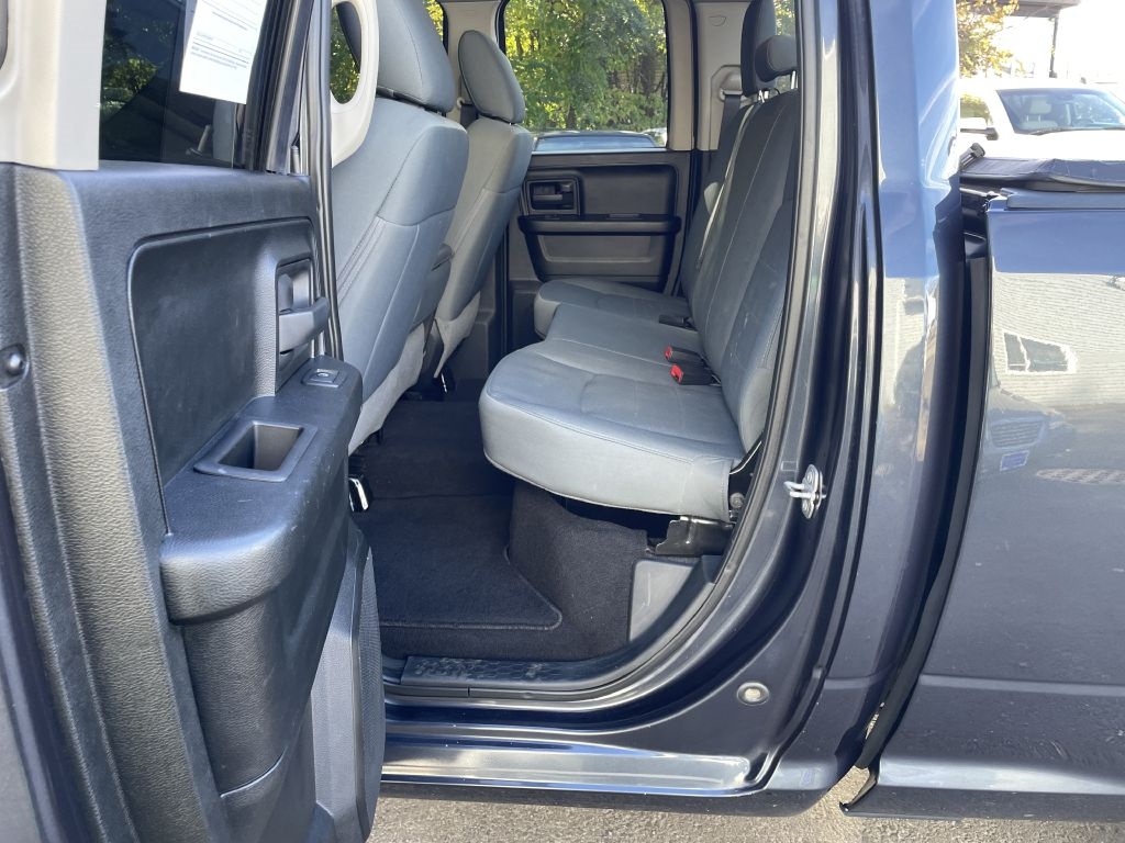 RAM 1500 Tradesman Quad Cab 4WD 2018