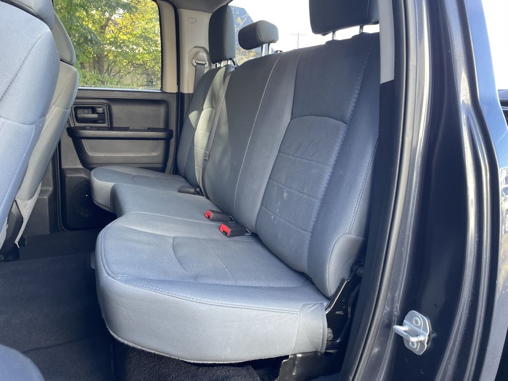 RAM 1500 Tradesman Quad Cab 4WD 2018