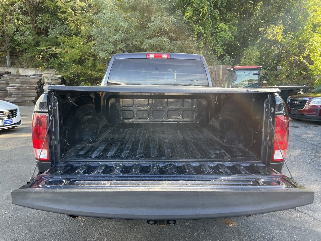 RAM 1500 Tradesman Quad Cab 4WD 2018