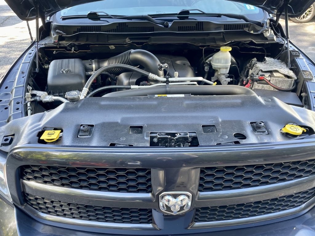 RAM 1500 Tradesman Quad Cab 4WD 2018