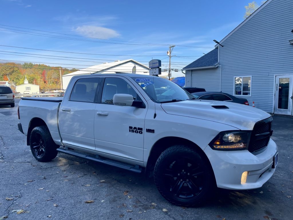 RAM 1500 Sport Crew Cab SWB 4WD 2017