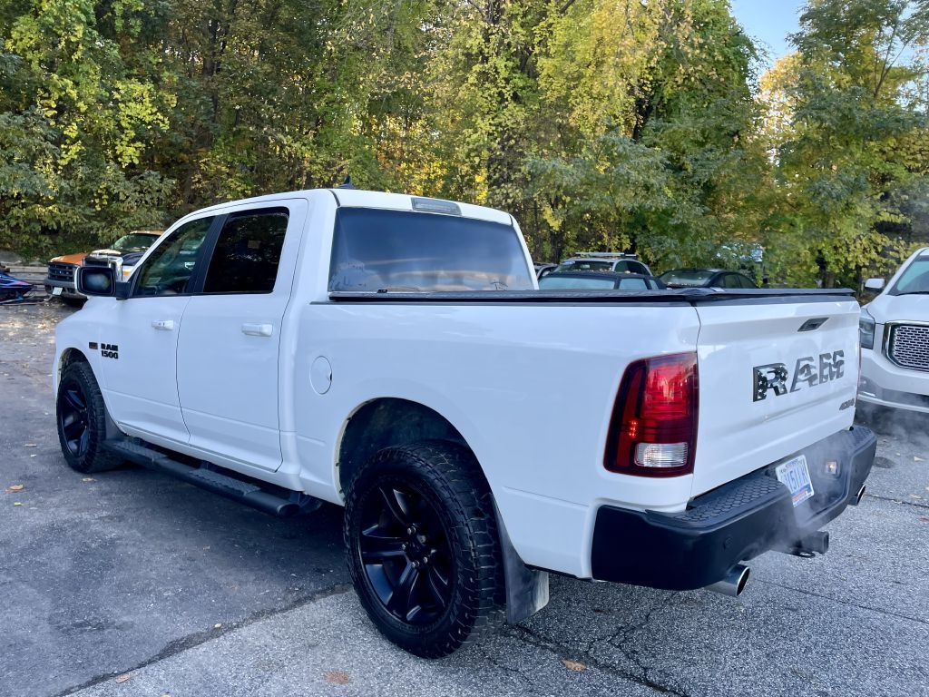 RAM 1500 Sport Crew Cab SWB 4WD 2017