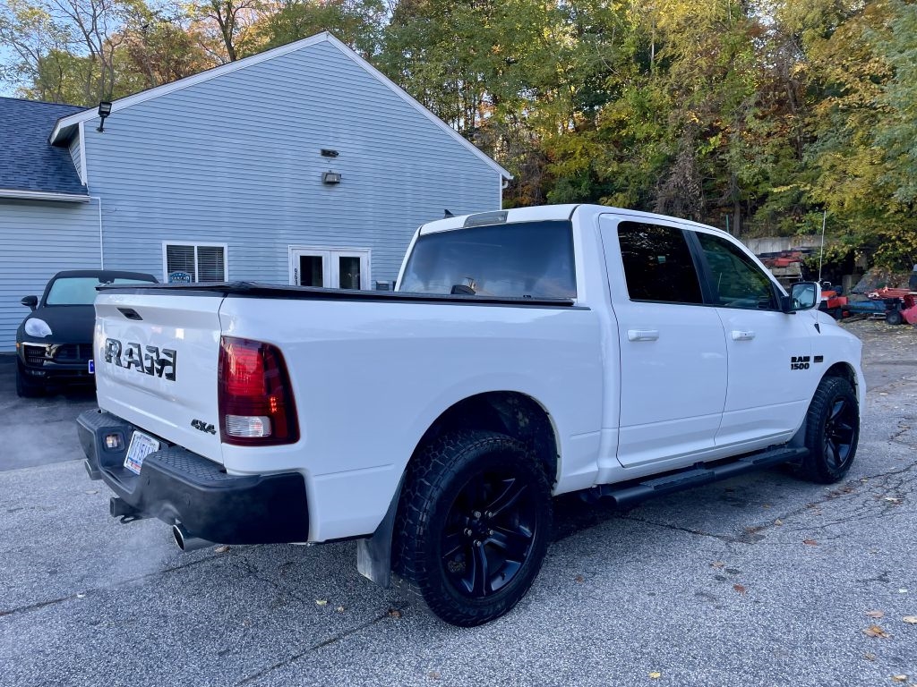 RAM 1500 Sport Crew Cab SWB 4WD 2017