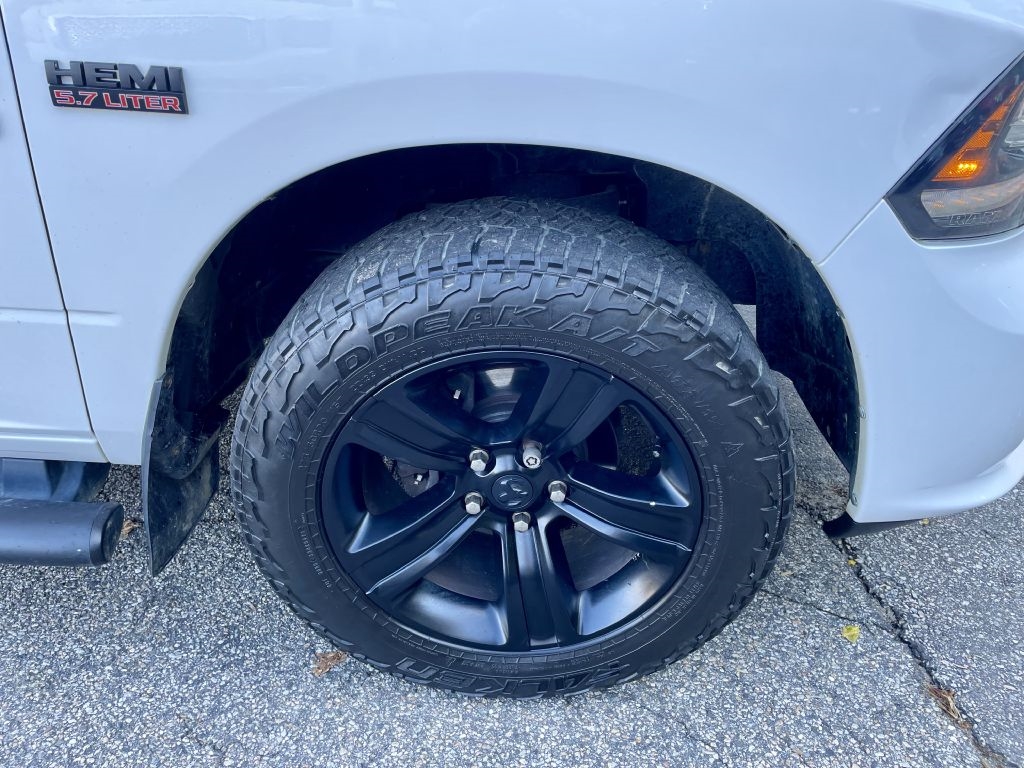 RAM 1500 Sport Crew Cab SWB 4WD 2017