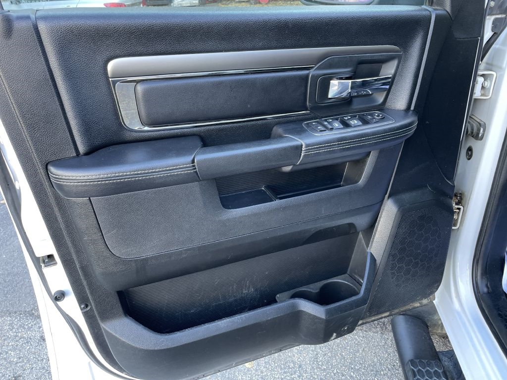 RAM 1500 Sport Crew Cab SWB 4WD 2017