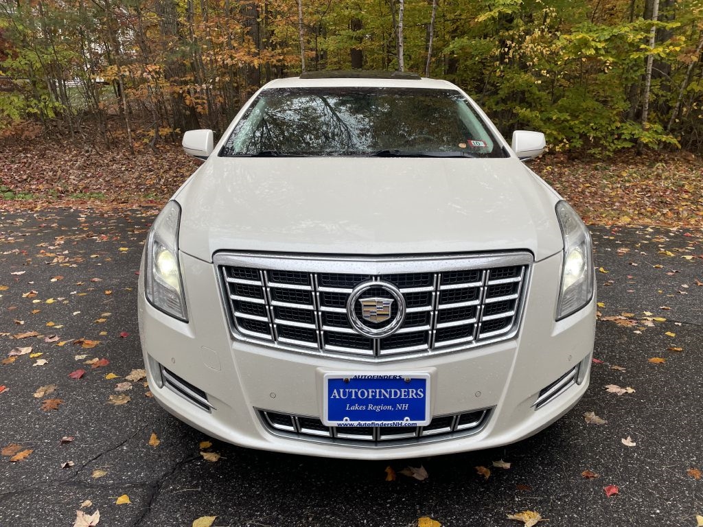 Cadillac XTS Luxury AWD 2013
