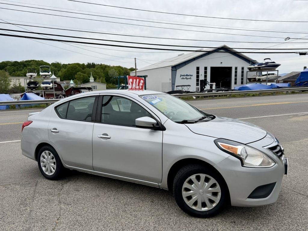 2019 Nissan Versa 1.6 S 5M