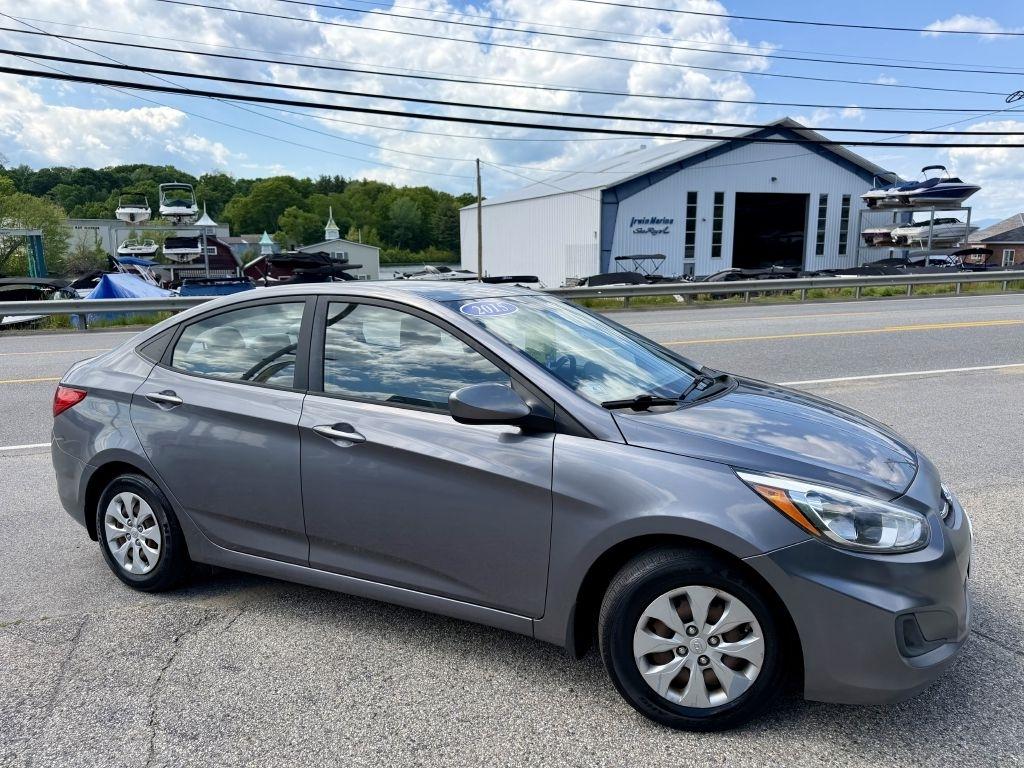 2015 Hyundai Accent GLS 4-Door 6A