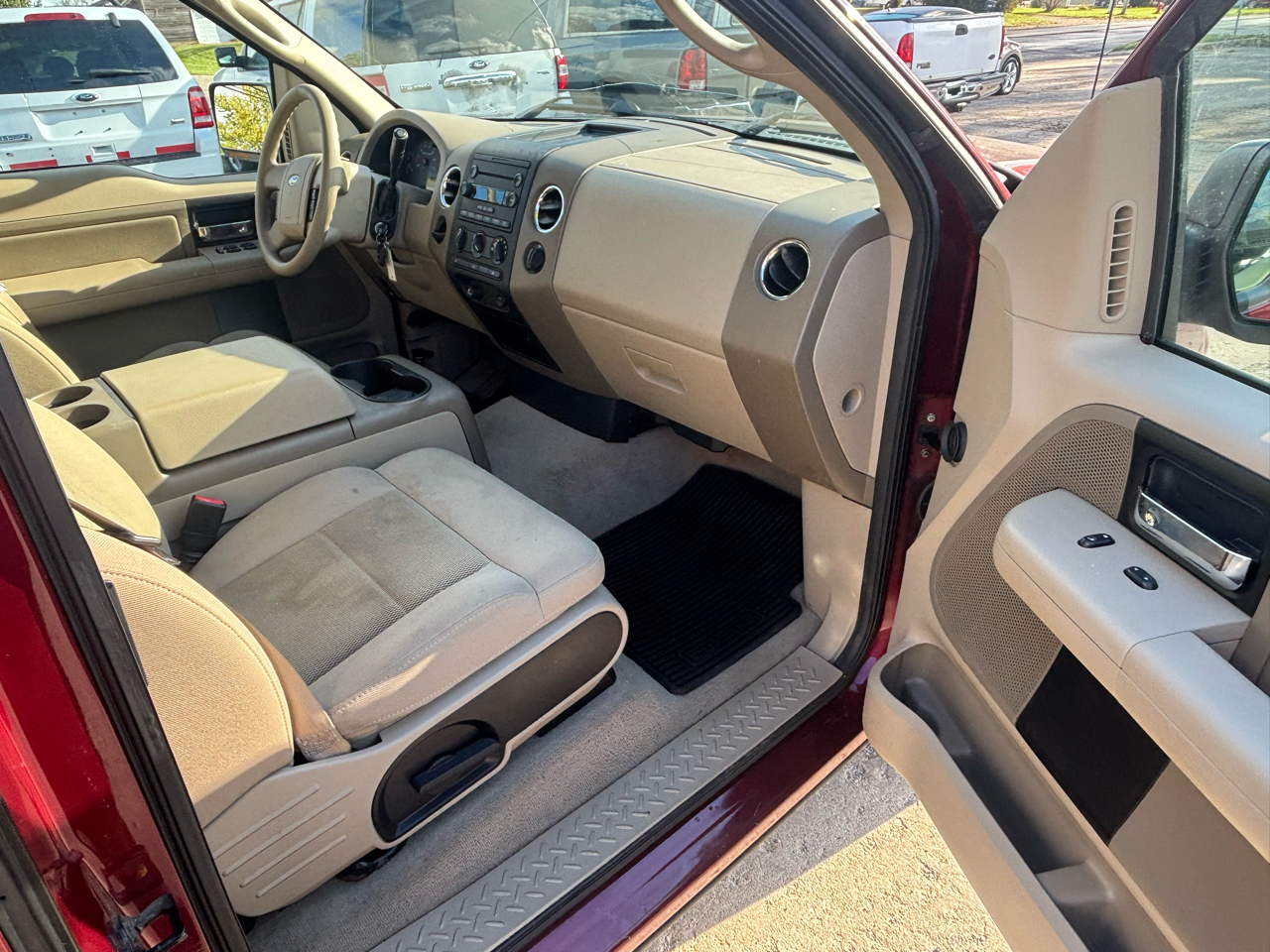 Ford F-150 XLT 2WD SuperCab 6.5' Box 2006 Ford F-150 XLT 2WD SuperCab 6.5' Box 2006