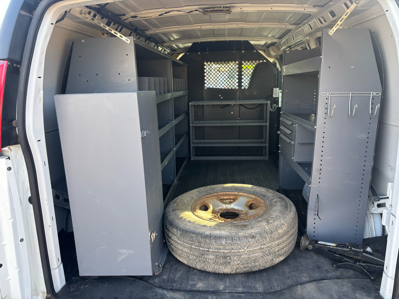 Chevrolet Express 2500 Cargo 2012