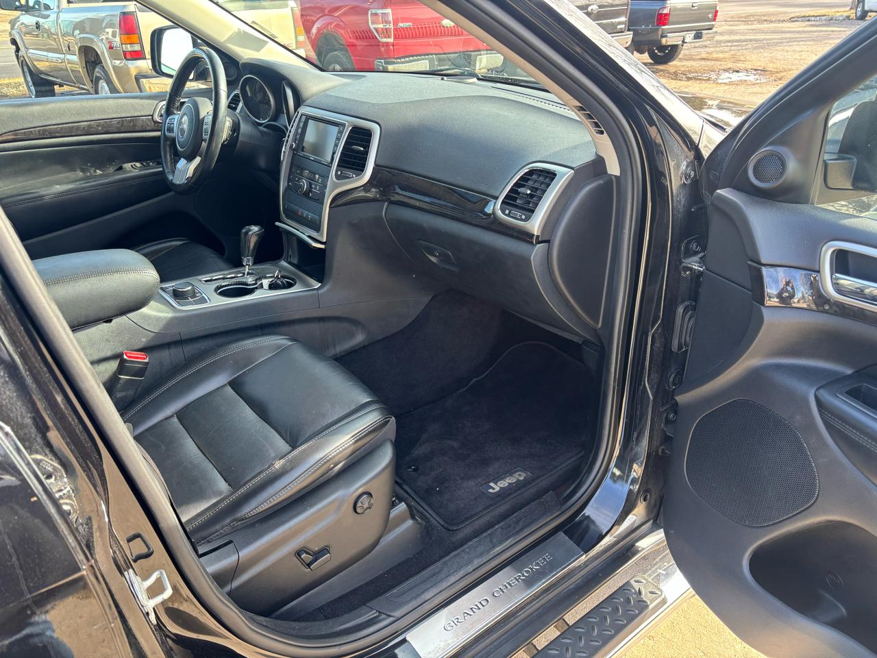 Jeep Grand Cherokee Laredo 4WD 2011