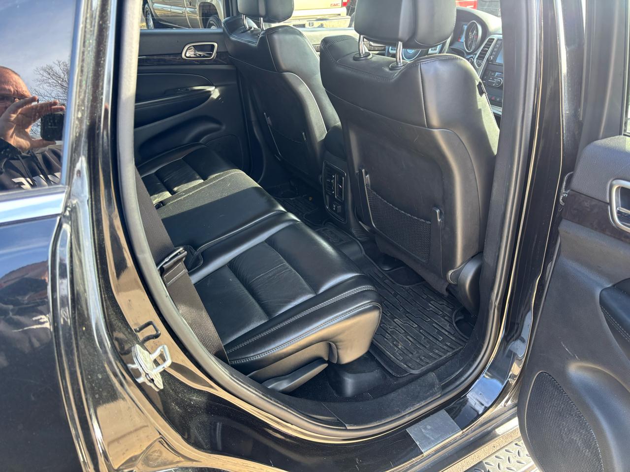 Jeep Grand Cherokee Laredo 4WD 2011