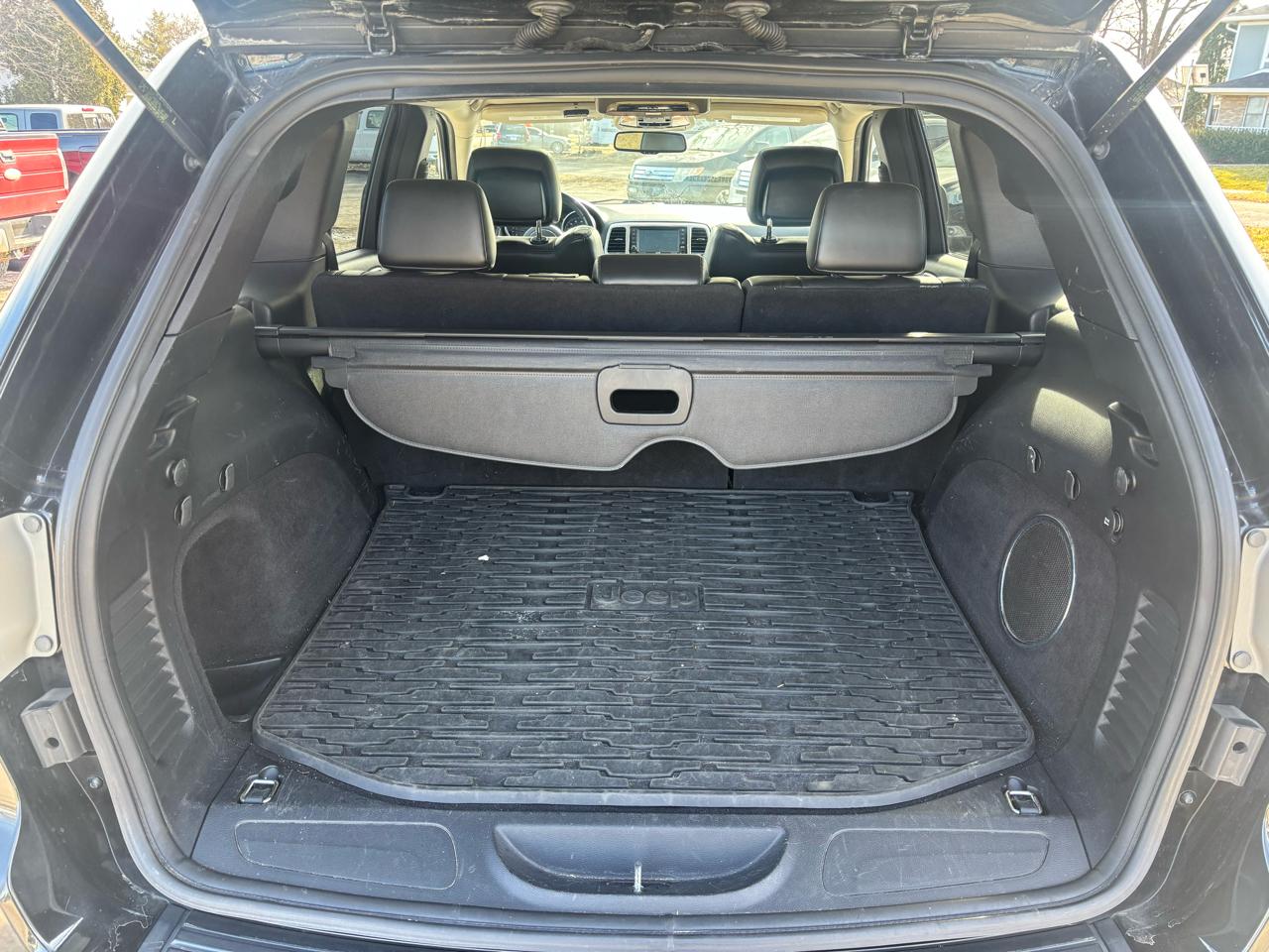 Jeep Grand Cherokee Laredo 4WD 2011