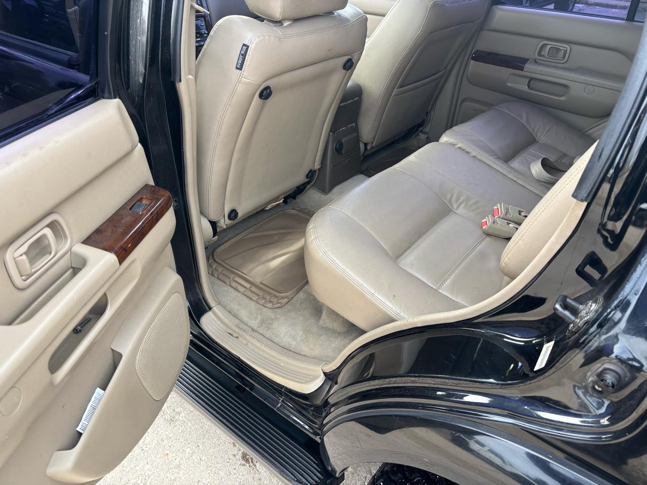 Nissan Pathfinder 2WD 4dr V6 LE 2000