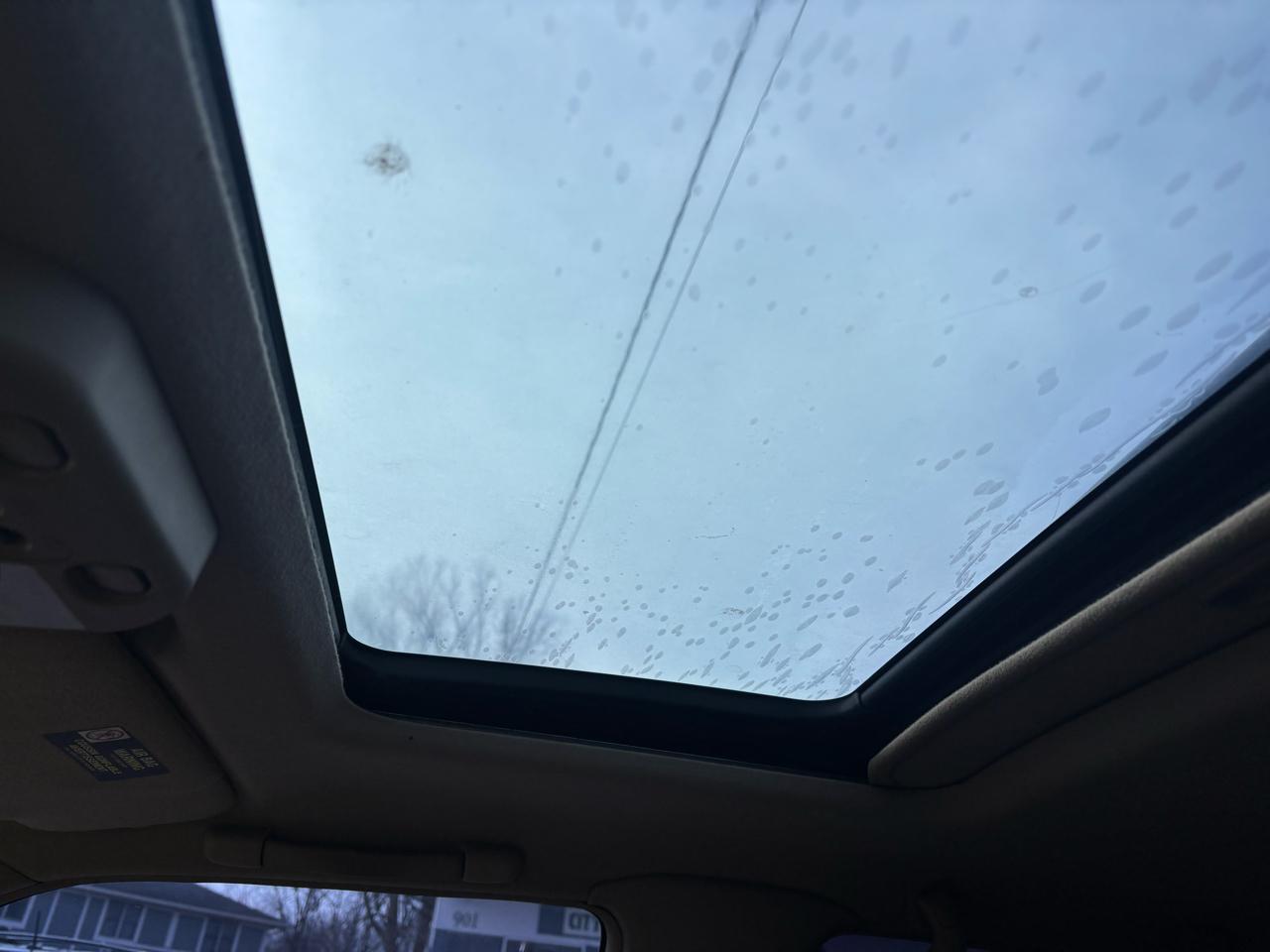 Nissan Pathfinder 2WD 4dr V6 LE 2000