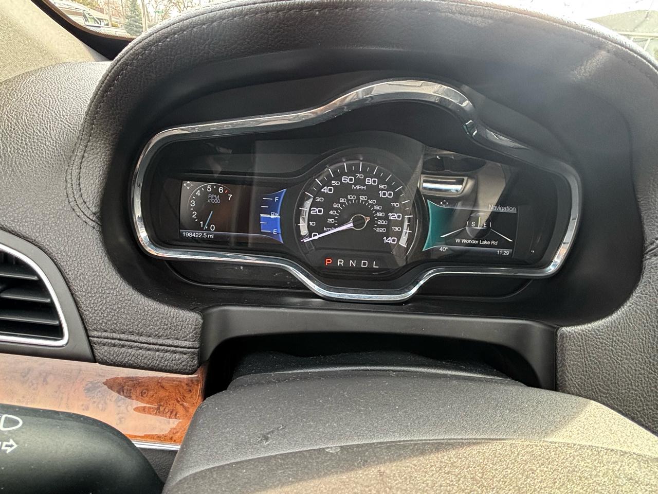 Lincoln MKT Livery AWD 2015