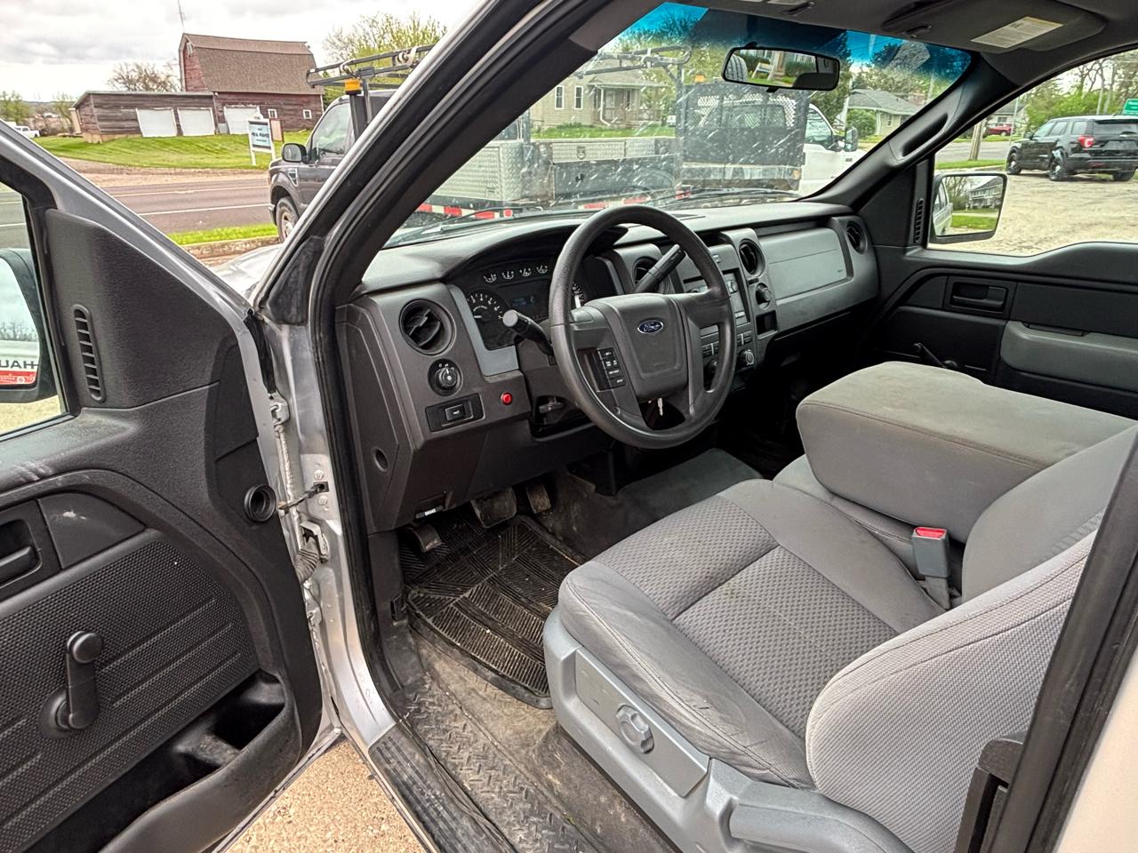 Ford F-150 XL 2WD SuperCab 6.5' Box 2012