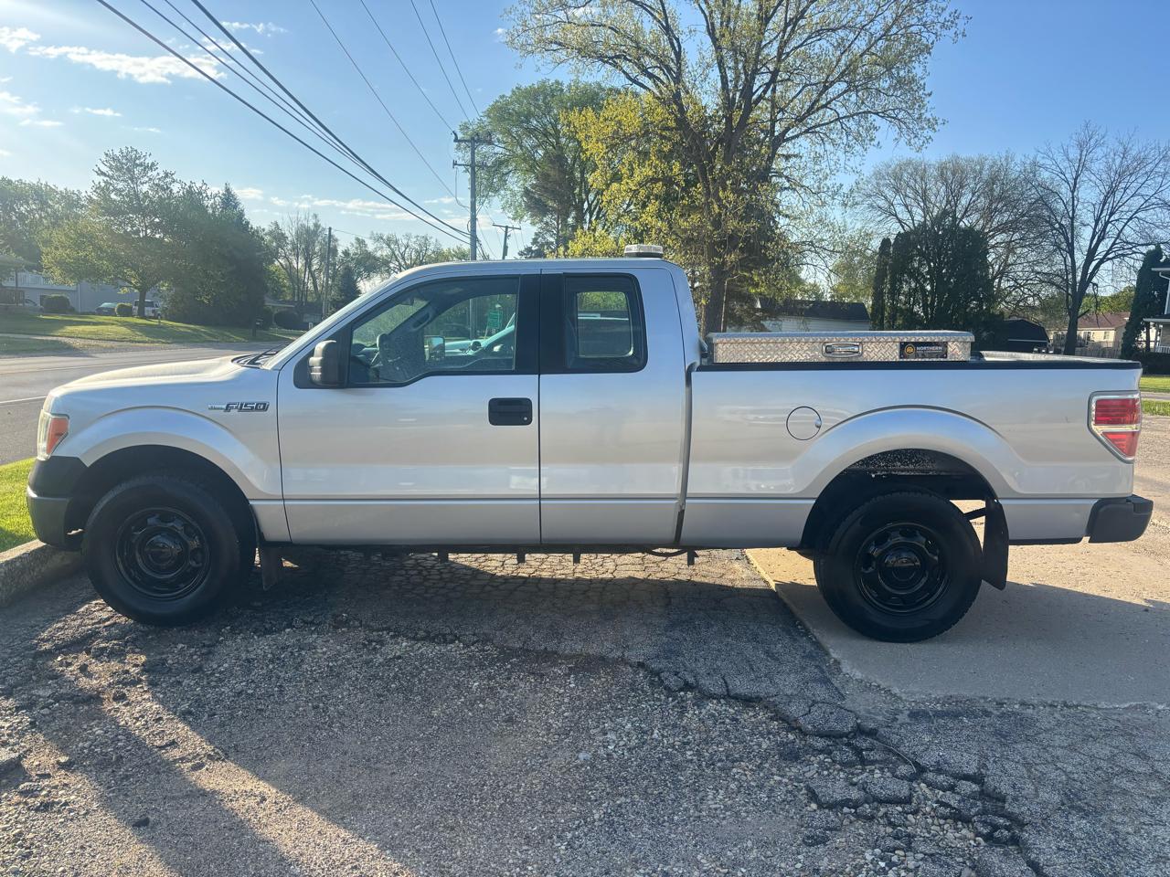 2012 Ford F-150 XL 2WD SuperCab 6.5' Box