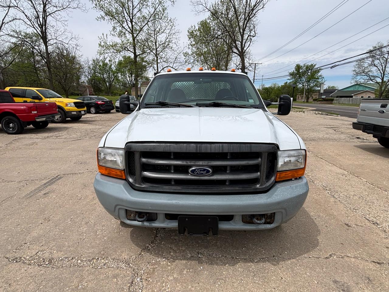 Ford F-350 SD Lariat Crew Cab Short Bed 2WD DRW 2000