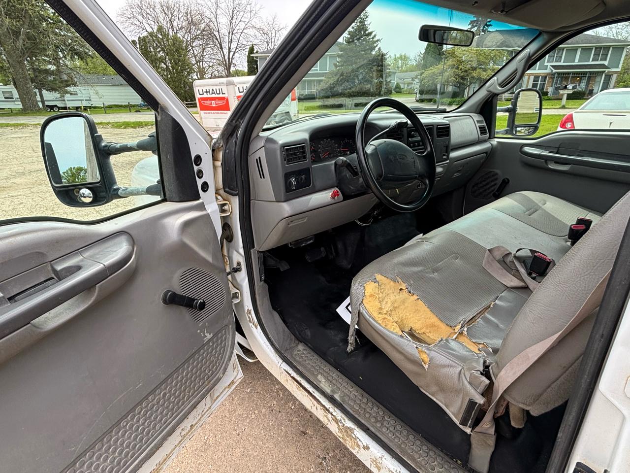 Ford F-350 SD Lariat Crew Cab Short Bed 2WD DRW 2000