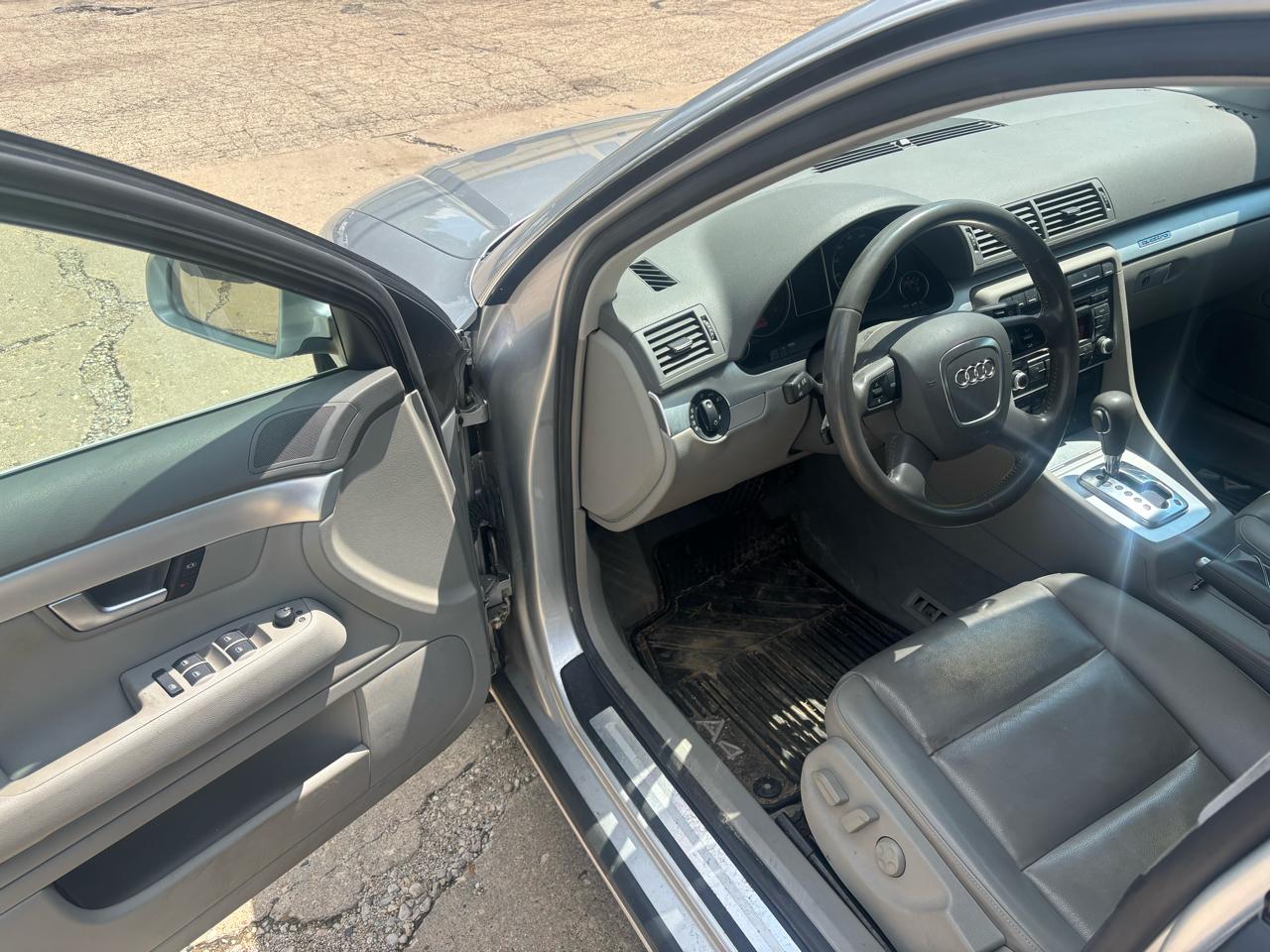 Audi A4 2.0T quattro 2007