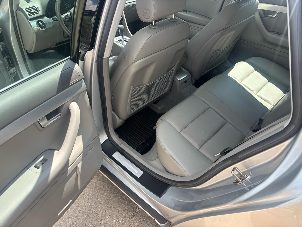 Audi A4 2.0T quattro 2007