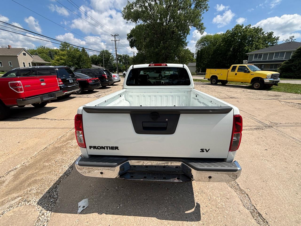 Nissan Frontier 2WD King Cab I4 Auto SV 2014