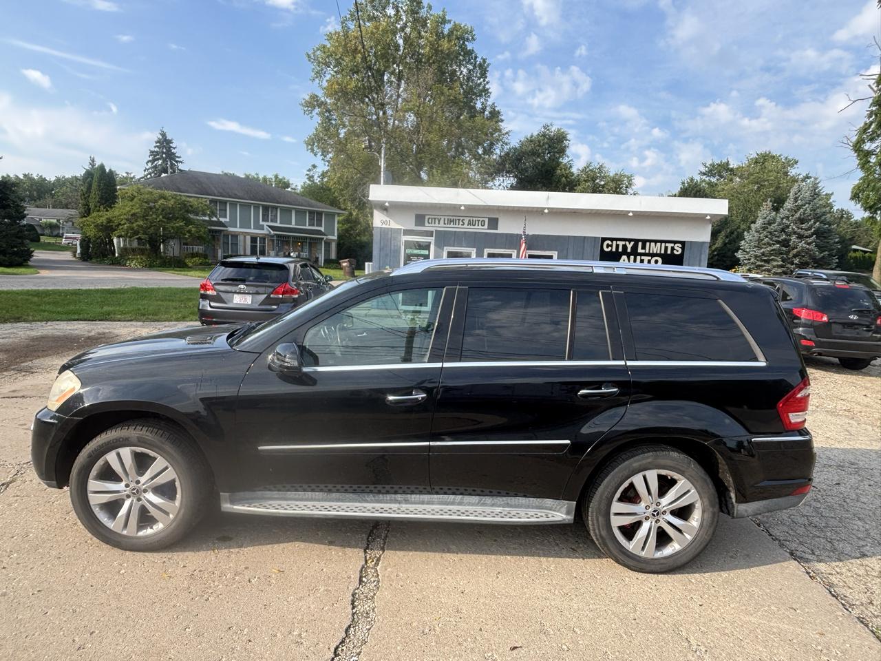Mercedes-Benz GL-Class GL450 4MATIC 2011