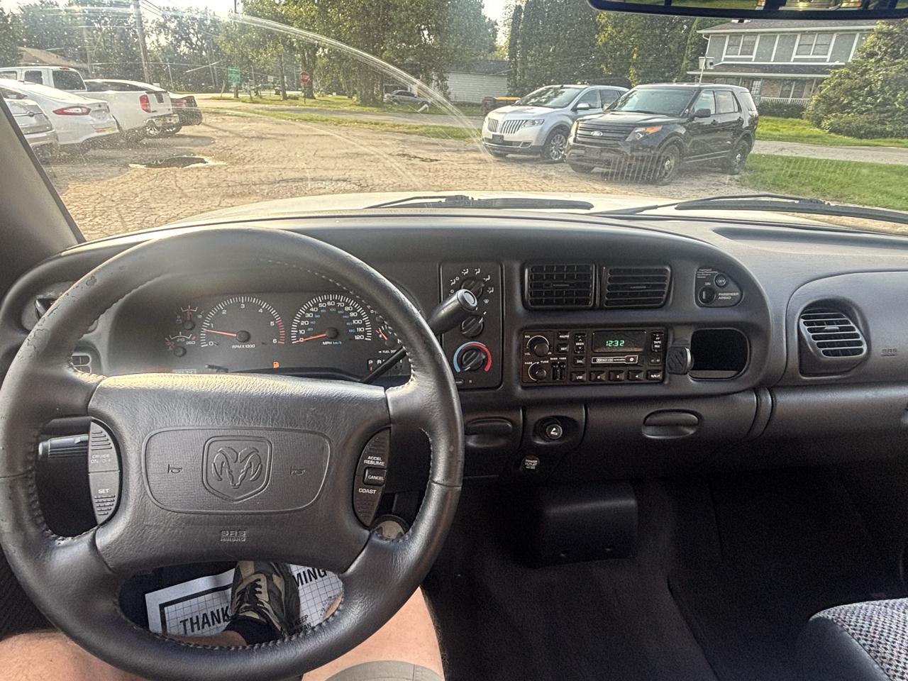 Dodge Ram 1500 Quad Cab Short Bed 2WD 1999