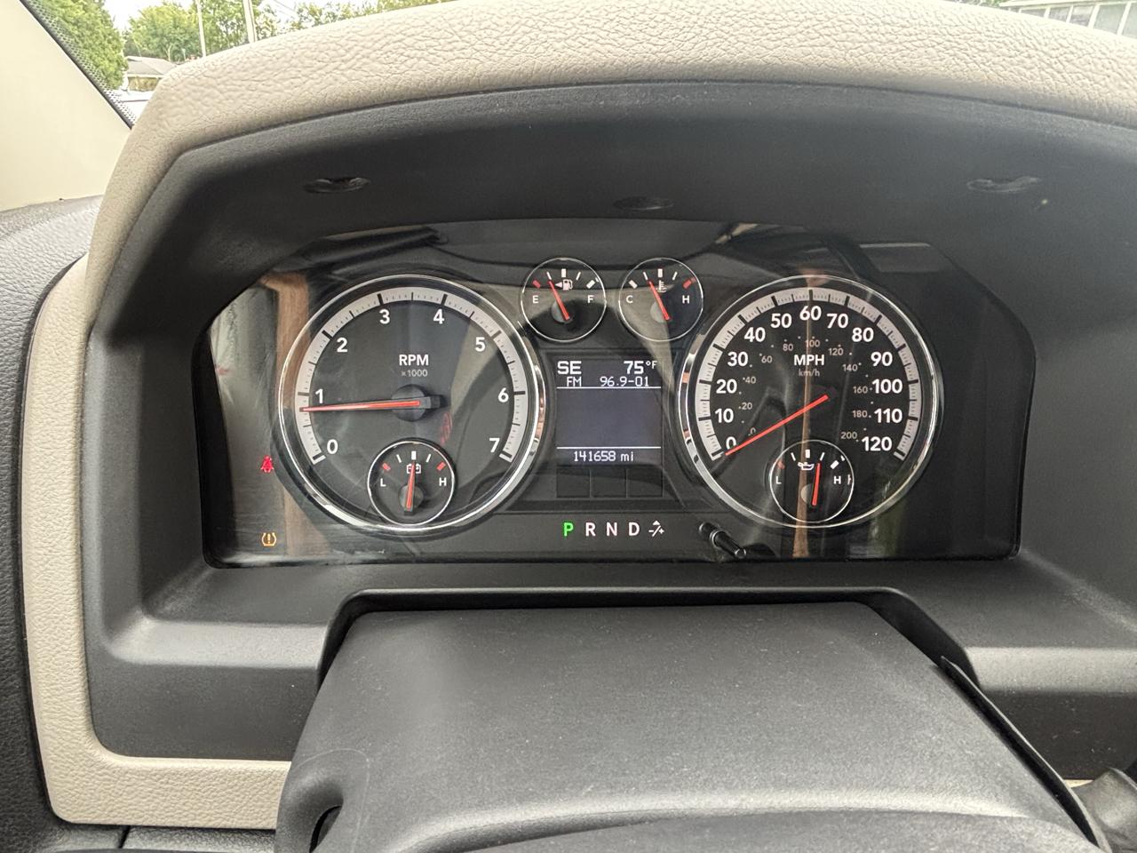 Dodge Ram 1500 SLT Crew Cab 4WD 2009