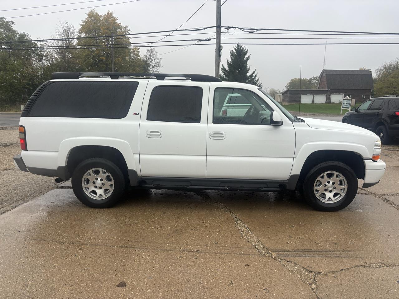 Chevrolet Suburban 1500 4WD 2005