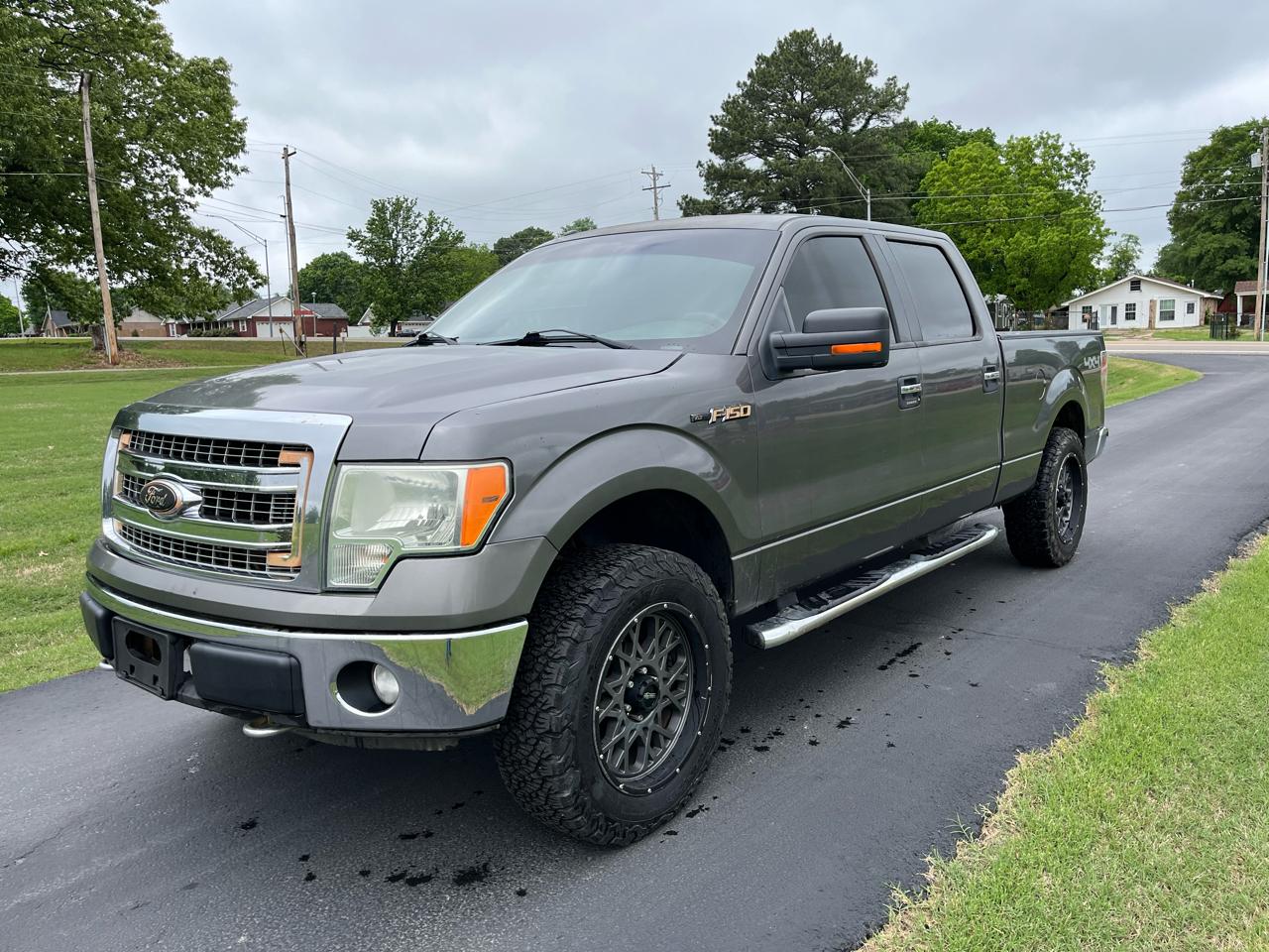Ford F-150 4WD SuperCrew 145" XLT 2013